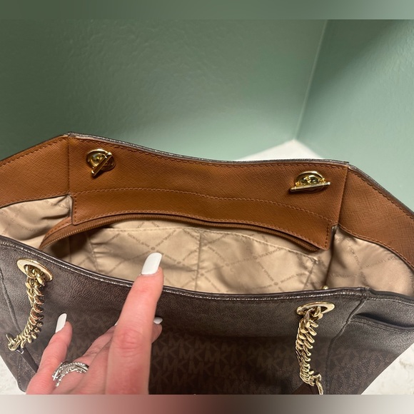 Brown & Tan Michael Kors logo purse - Picture 13 of 13